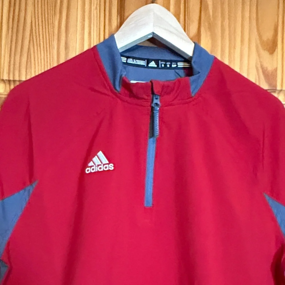 Adidas Fielders Choice quarter zip convertible jacket in red with gray accents - Picture 3 of 9